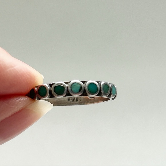 Vintage Southwestern Turquoise Sterling Silver Eternity Ring - Picture 7 of 12